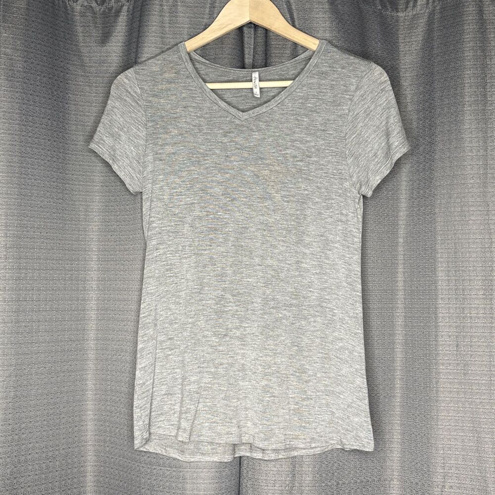 Active USA V-Neck Tshirt Women's Size Small Gray